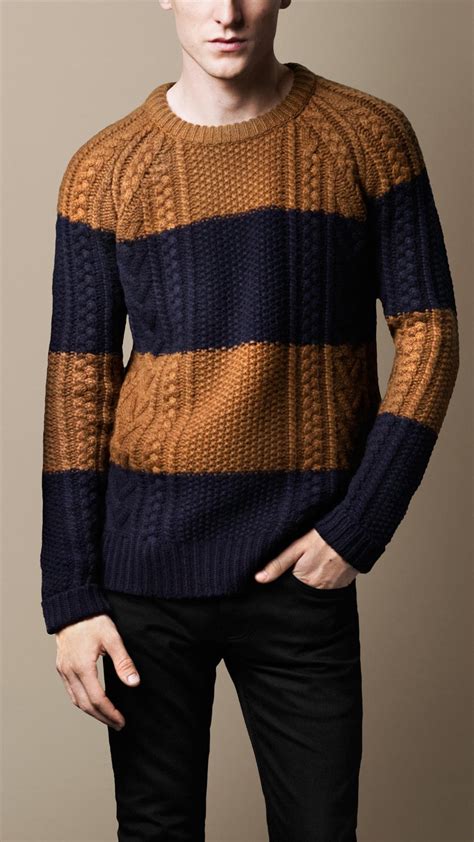 men's Burberry sweater